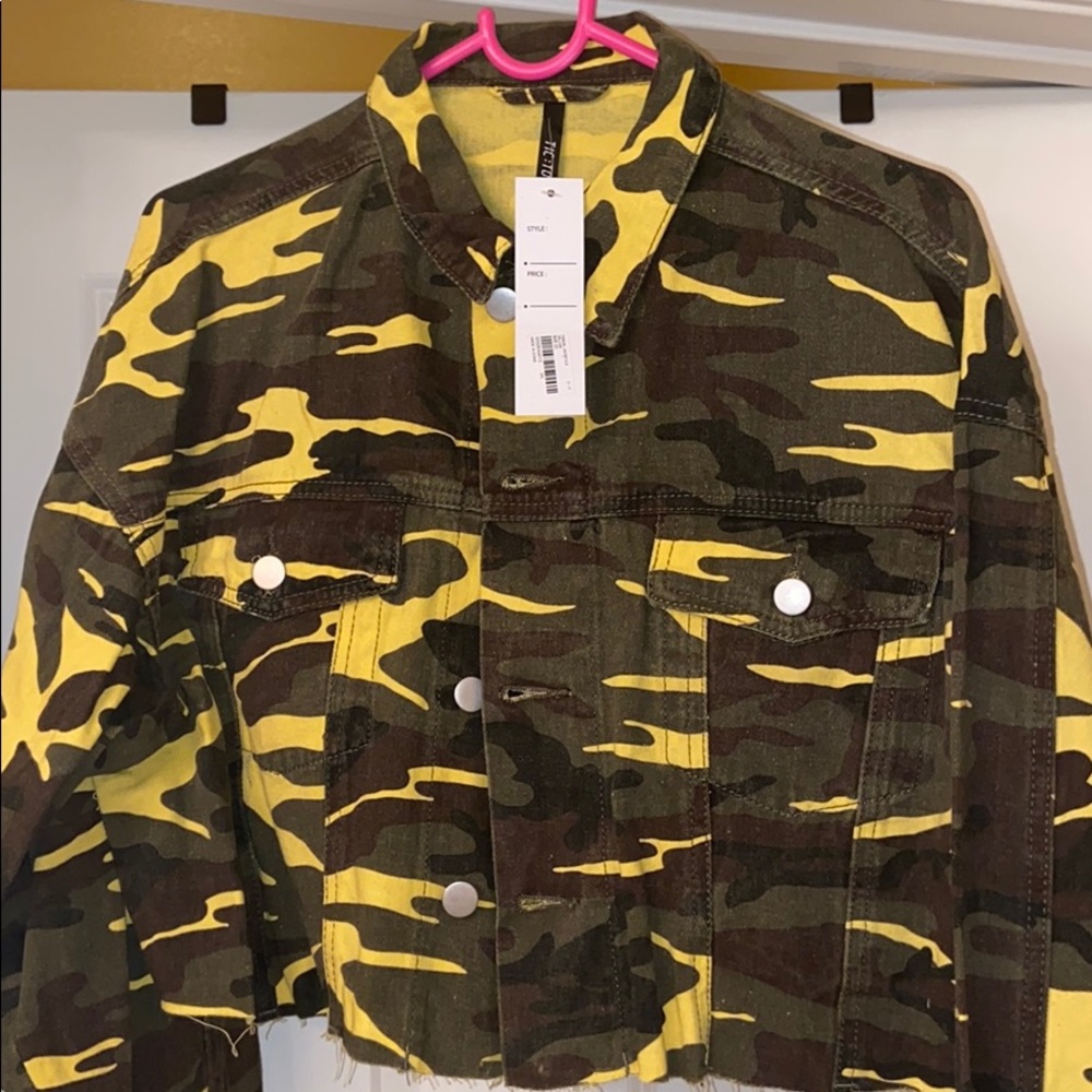 Army fatigue cropped jacket